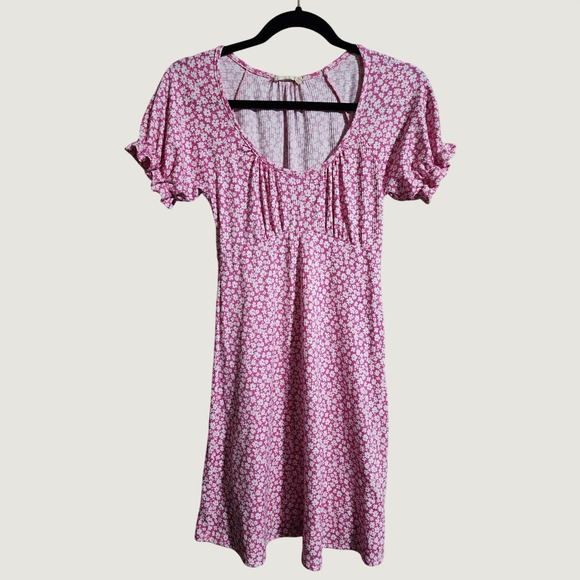 Altar'd State Dresses & Skirts - Altar'd State Mini Dress Floral Puff‎ Sleeve XS Pink
